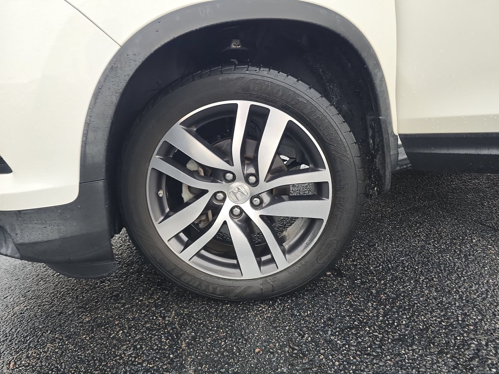 Used 2018 Honda Pilot Elite image 29