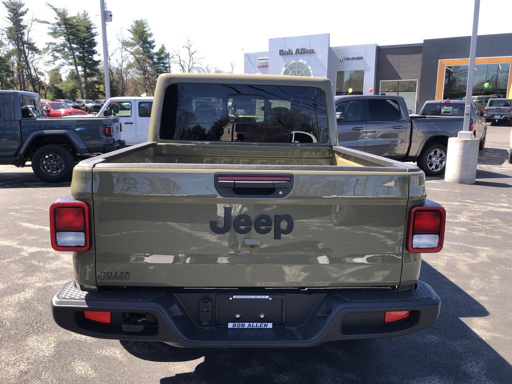 New 2026 Jeep Gladiator Sport AWD/4WD image 10