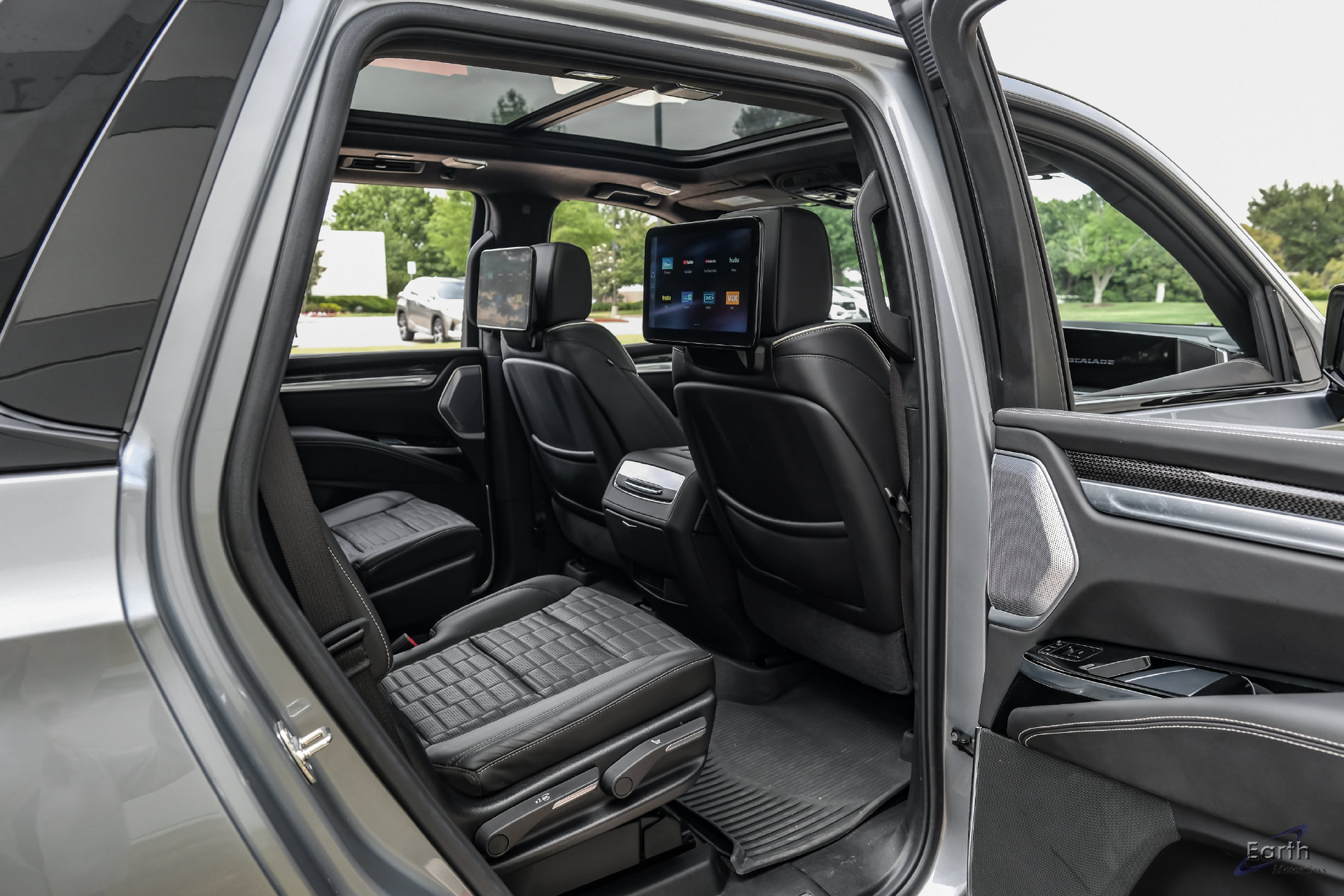 Used 2025 Cadillac Escalade V w/ LPO, Floor Liner Package AWD/4WD image 68