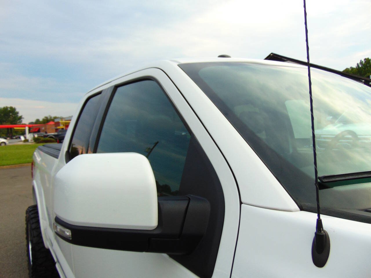 Used 2015 Ford F150 Lariat AWD/4WD image 66
