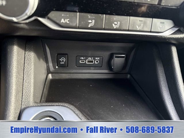 Used 2024 Nissan Sentra SV FWD image 24