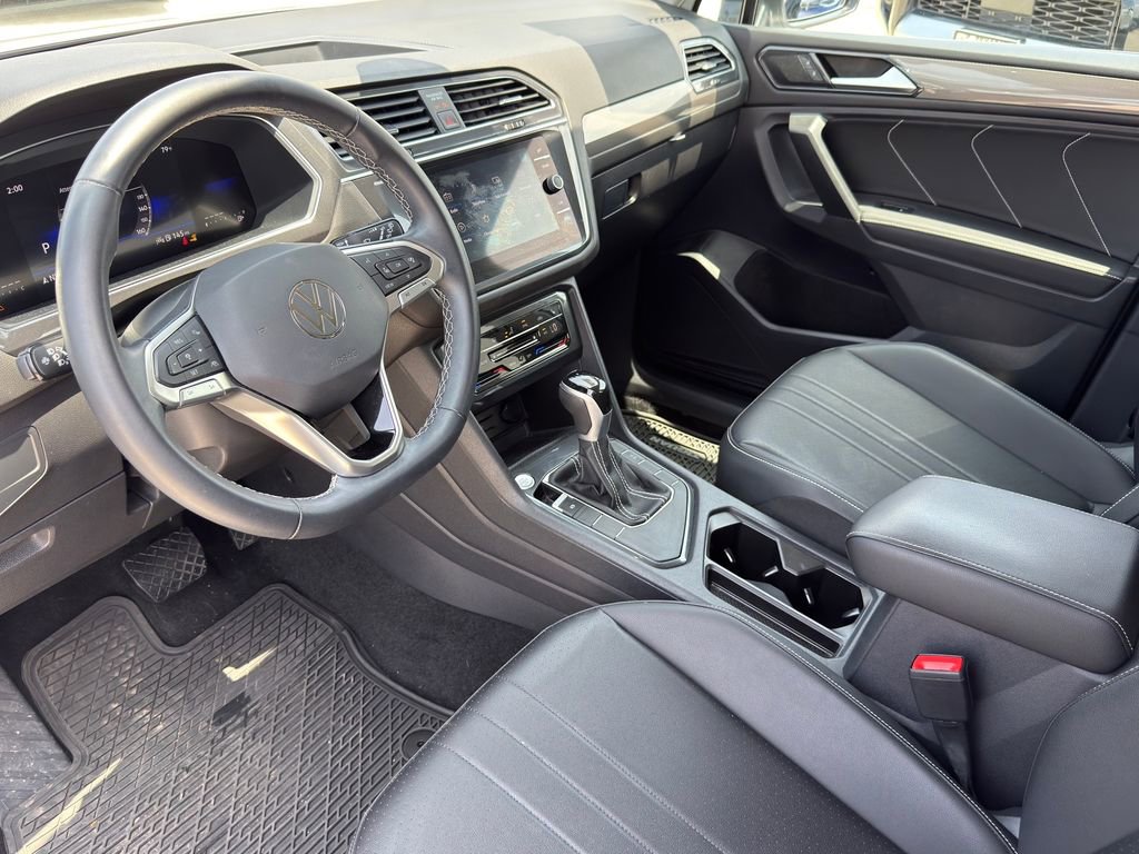 Used 2023 Volkswagen Tiguan SE FWD image 10