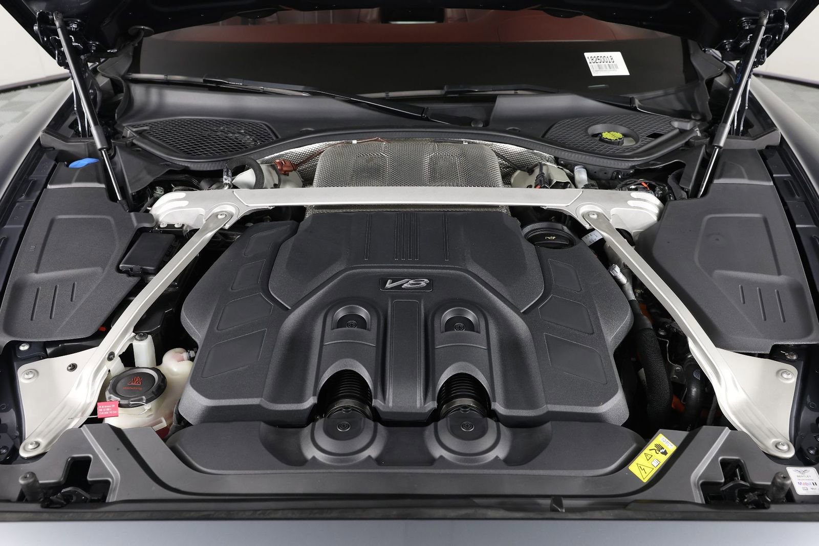 New 2025 Bentley Flying Spur Plug-In Hybrid AWD/4WD image 35