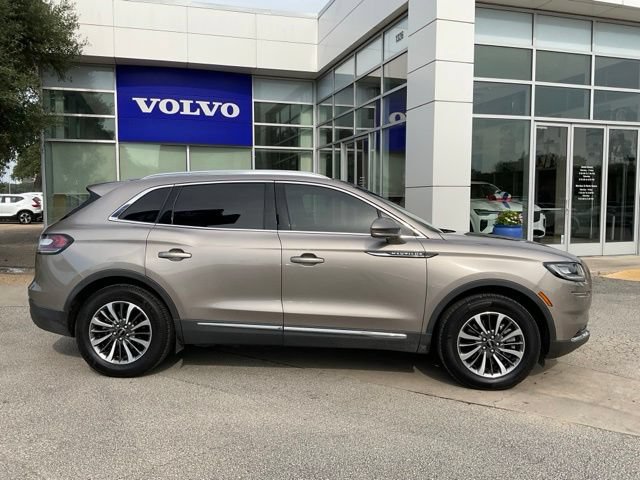 Used 2021 Lincoln Nautilus FWD w/ Equipment Group 101A image 11