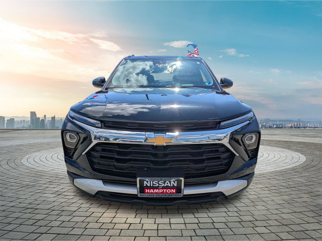 Used 2025 Chevrolet TrailBlazer LT AWD/4WD image 10