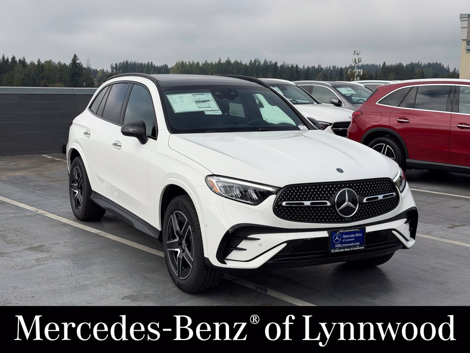 New 2027 Mercedes-Benz GLC 300 4MATIC image 3