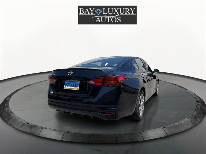 Used 2024 Nissan Altima 2.5 S image 35