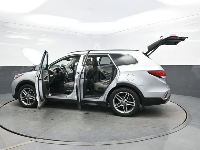 Used 2017 Hyundai Santa Fe Limited AWD/4WD image 45