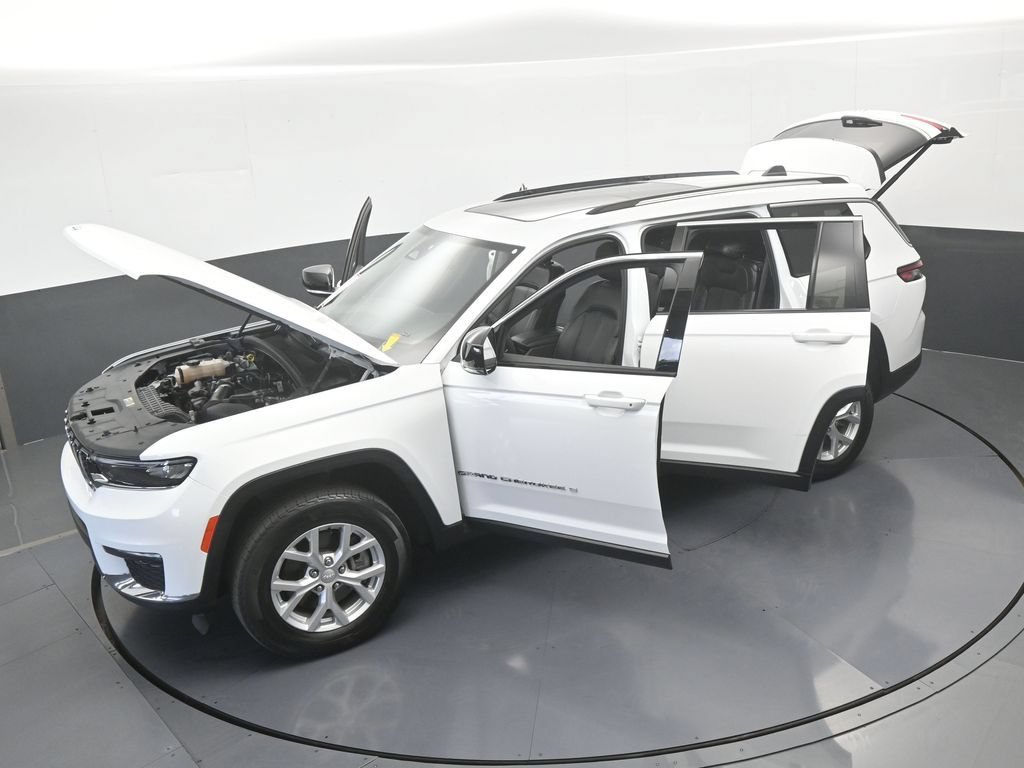 Used 2023 Jeep Grand Cherokee L Limited AWD/4WD image 69