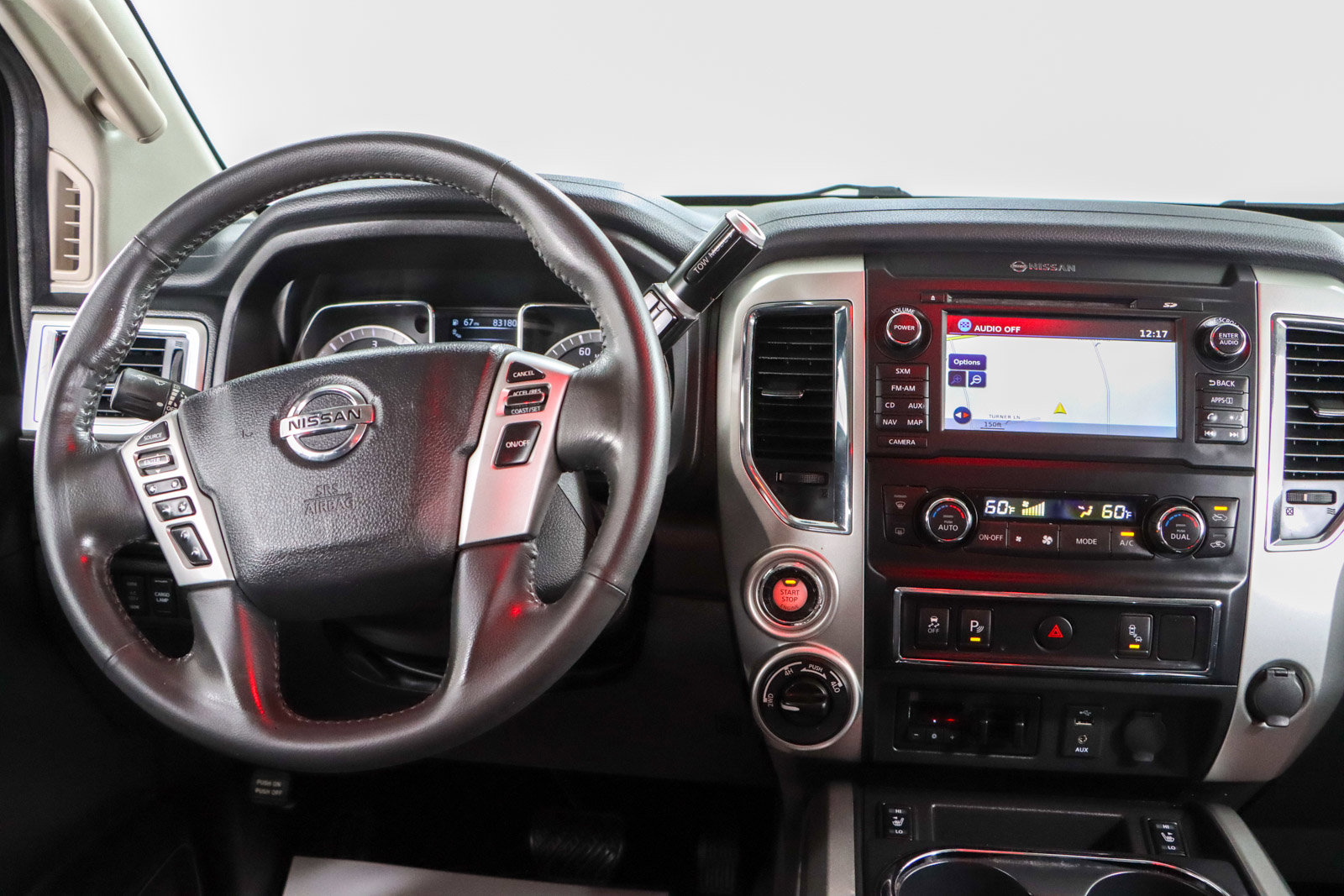 Used 2017 Nissan Titan SV AWD/4WD image 18