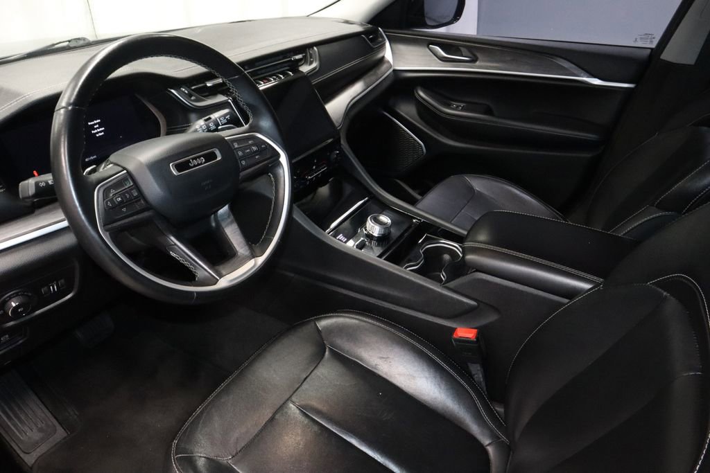 Used 2022 Jeep Grand Cherokee L Limited image 23