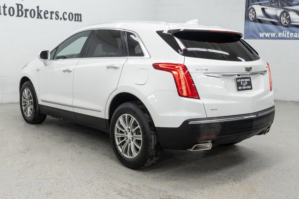Used 2017 Cadillac XT5 Luxury w/ Driver Awareness Package AWD/4WD image 6