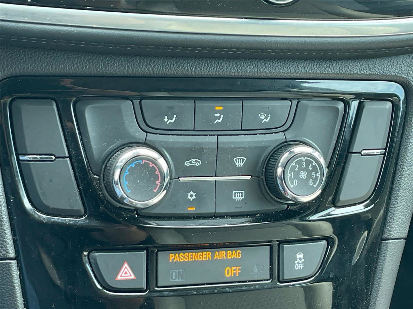 Used 2019 Buick Encore Sport Touring w/ Safety Package AWD/4WD image 14