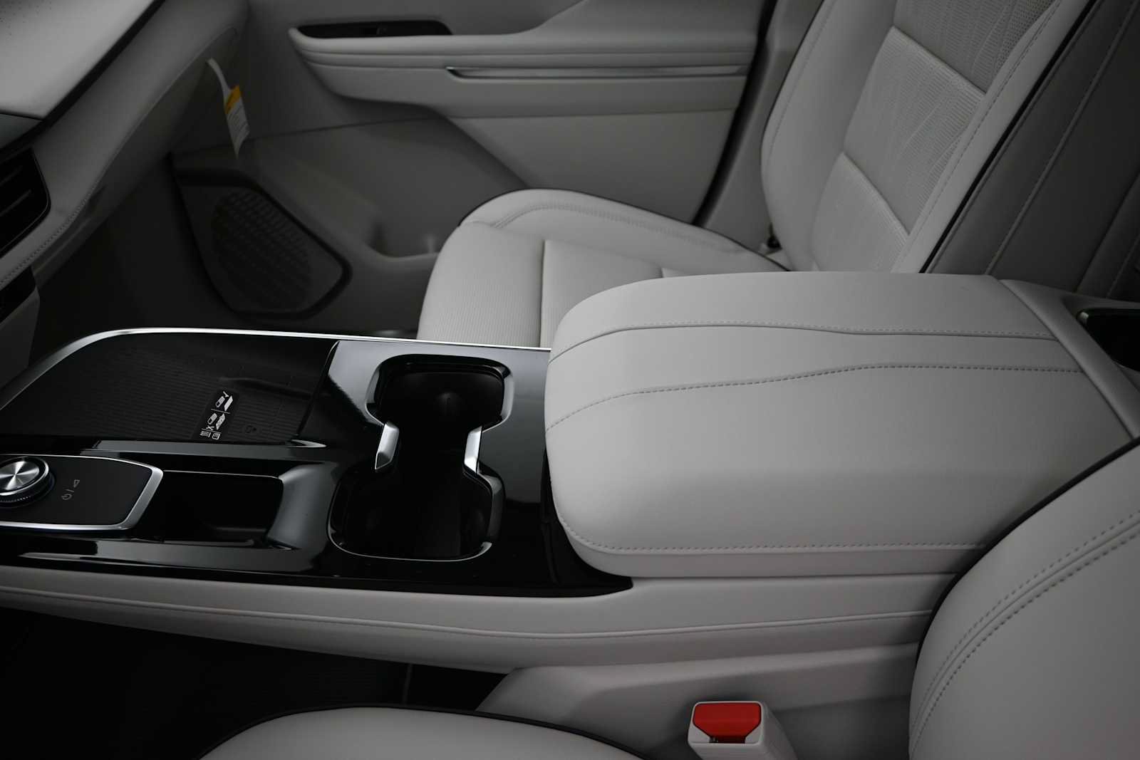 New 2027 Buick Enclave Avenir AWD/4WD image 17