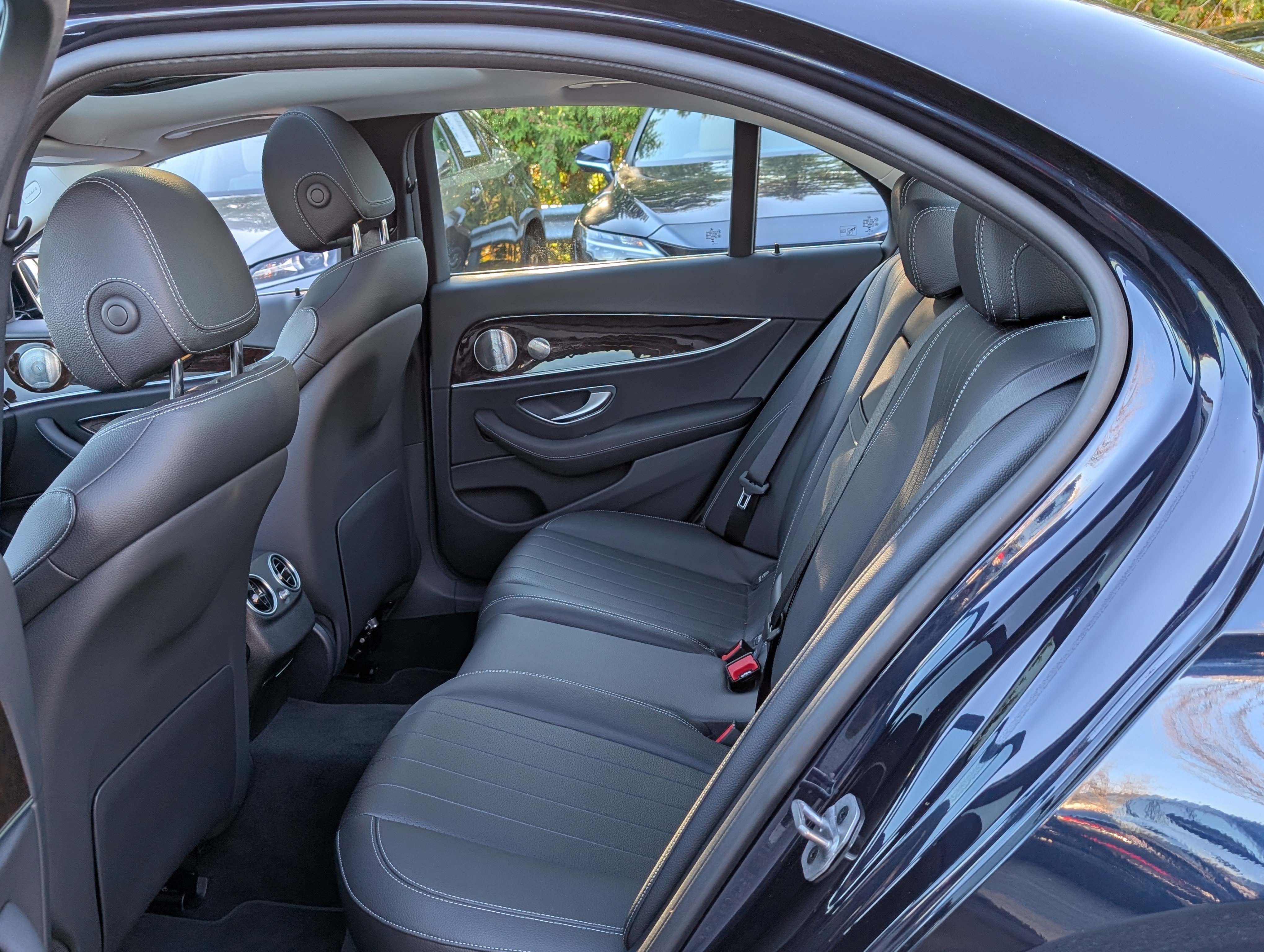 Used 2023 Mercedes-Benz E 450 4MATIC Sedan image 14