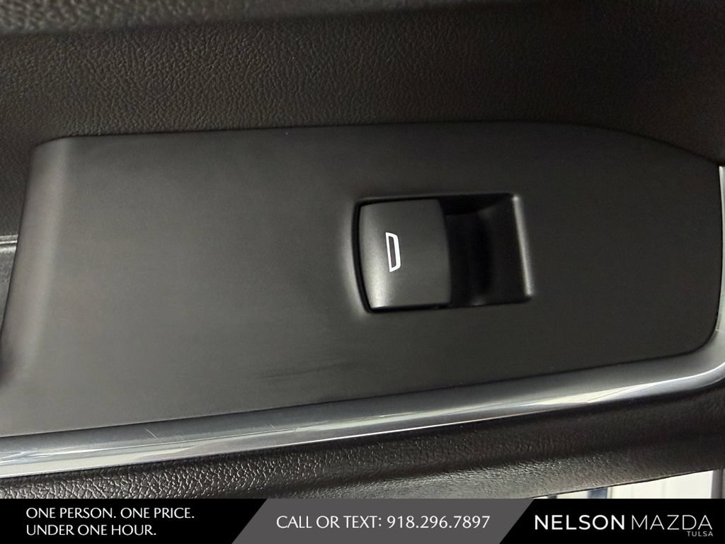 Used 2023 Chevrolet Silverado 1500 LTZ AWD/4WD image 36