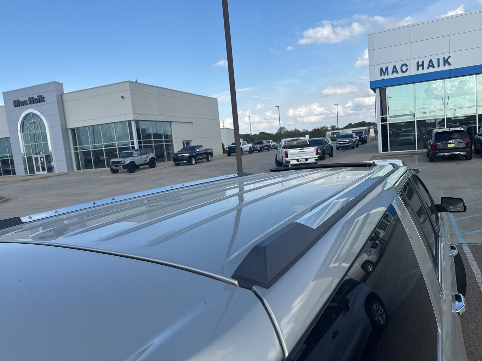 Used 2016 Chevrolet Suburban LTZ image 7