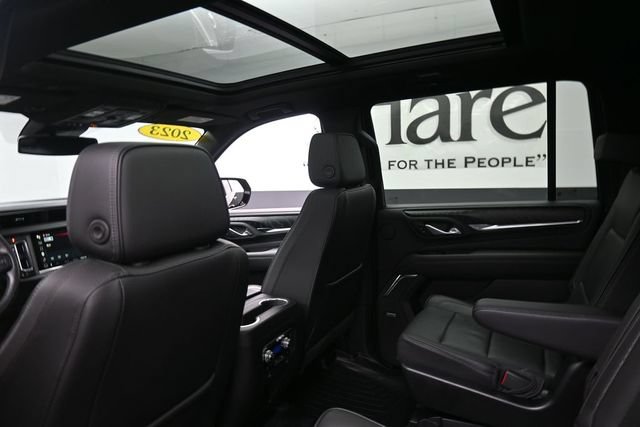 Used 2023 GMC Yukon XL Denali AWD/4WD image 26