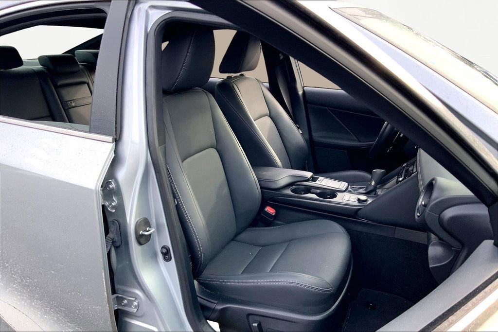 Used 2023 Lexus IS 300 w/ Comfort Package image 20