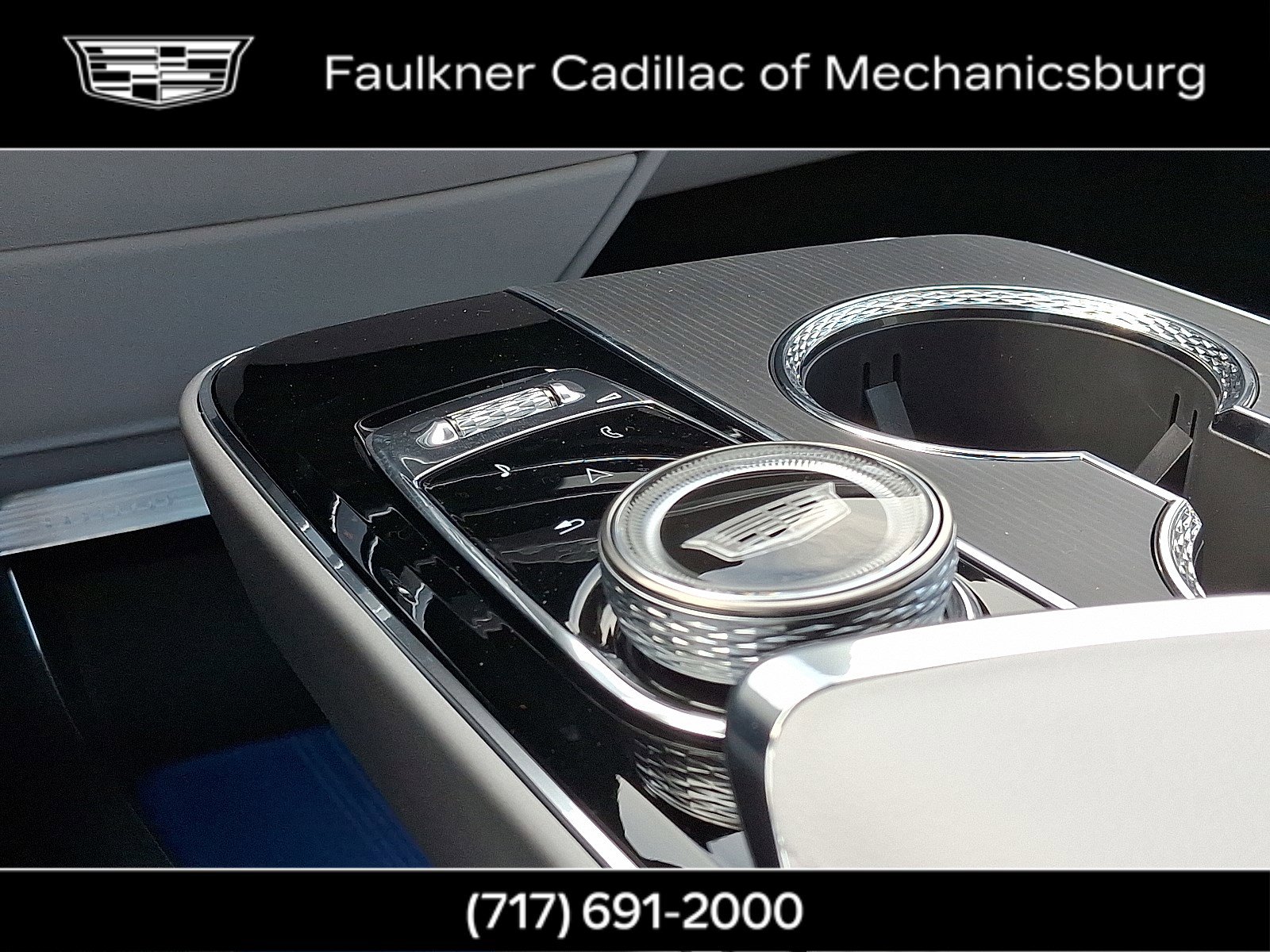 New 2025 Cadillac Lyriq Luxury image 17