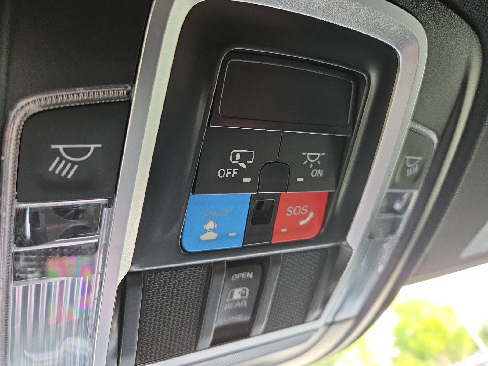 Used 2026 RAM 1500 Laramie AWD/4WD image 22