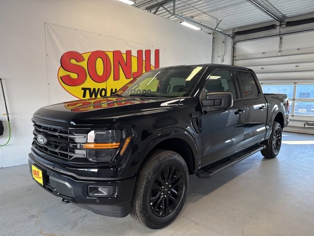 New 2025 Ford F150 XLT w/ Equipment Group 303A High