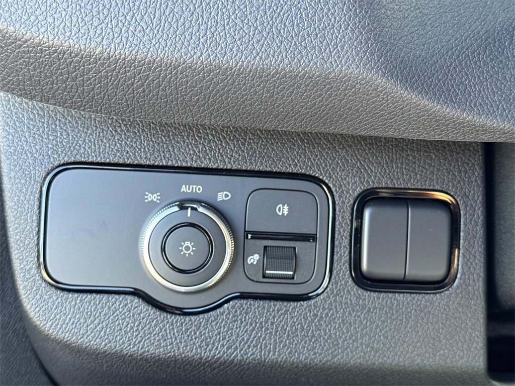 New 2026 Mercedes-Benz Sprinter 144 Cargo image 26