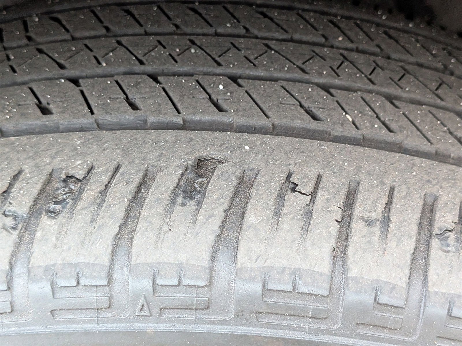 Used 2023 Lexus UX 250h FWD w/ Premium Package image 11