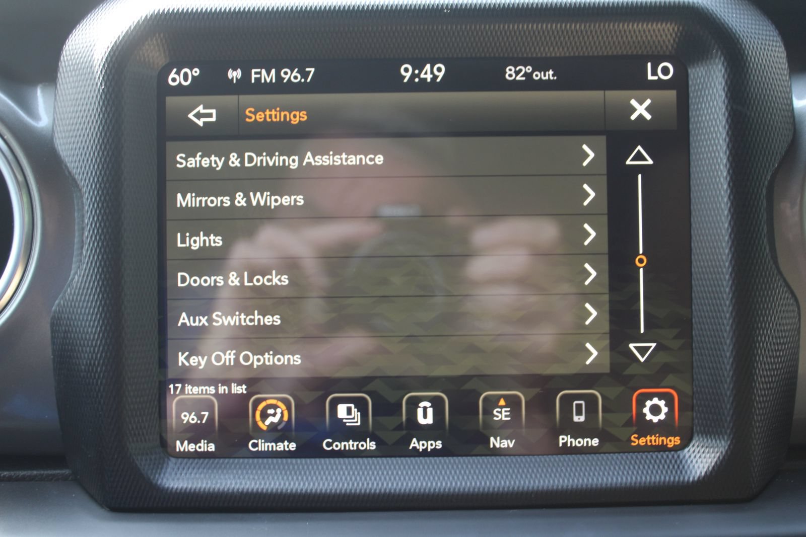 Used 2023 Jeep Wrangler Unlimited Sahara w/ LED Lighting Group AWD/4WD image 46