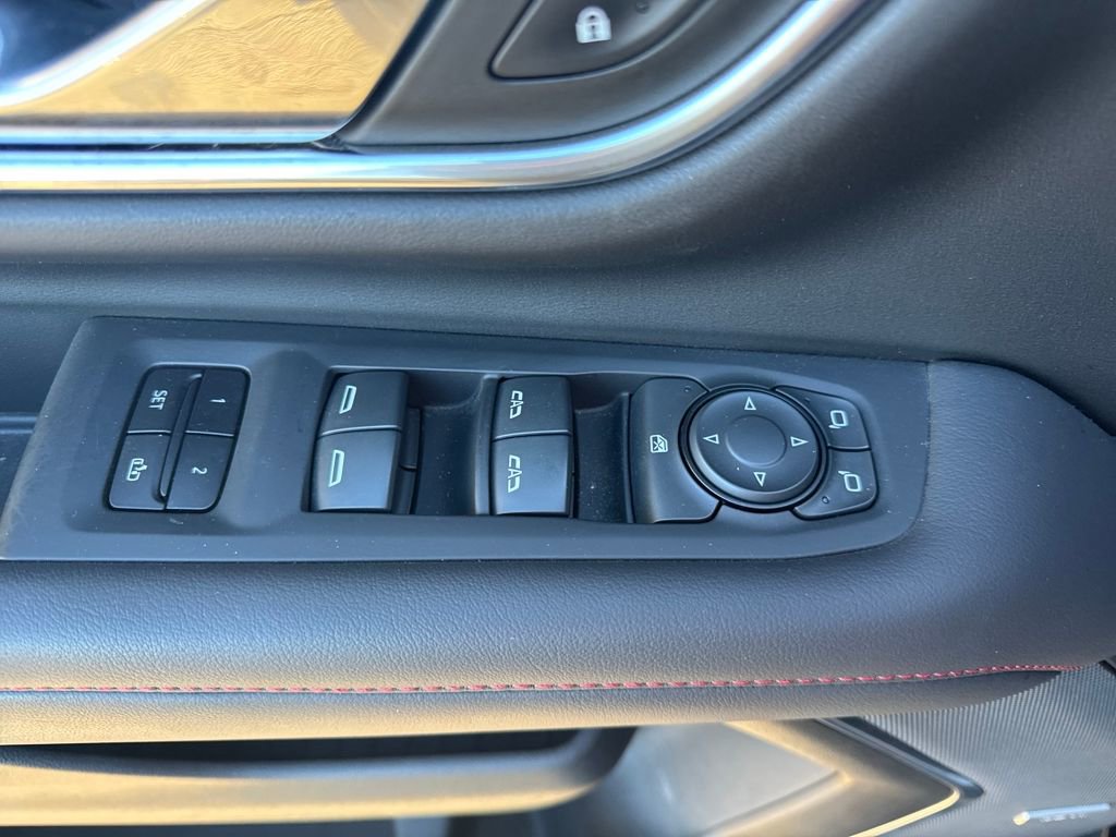 Used 2021 Chevrolet Suburban RST image 21