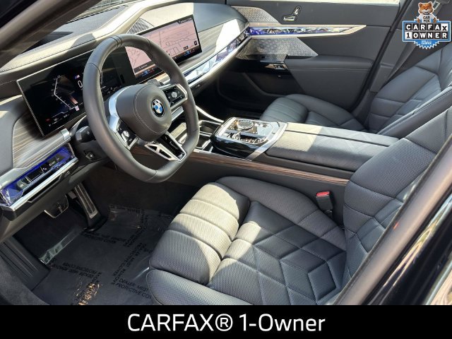 Used 2026 BMW 760i xDrive w/ Executive Package AWD/4WD image 2