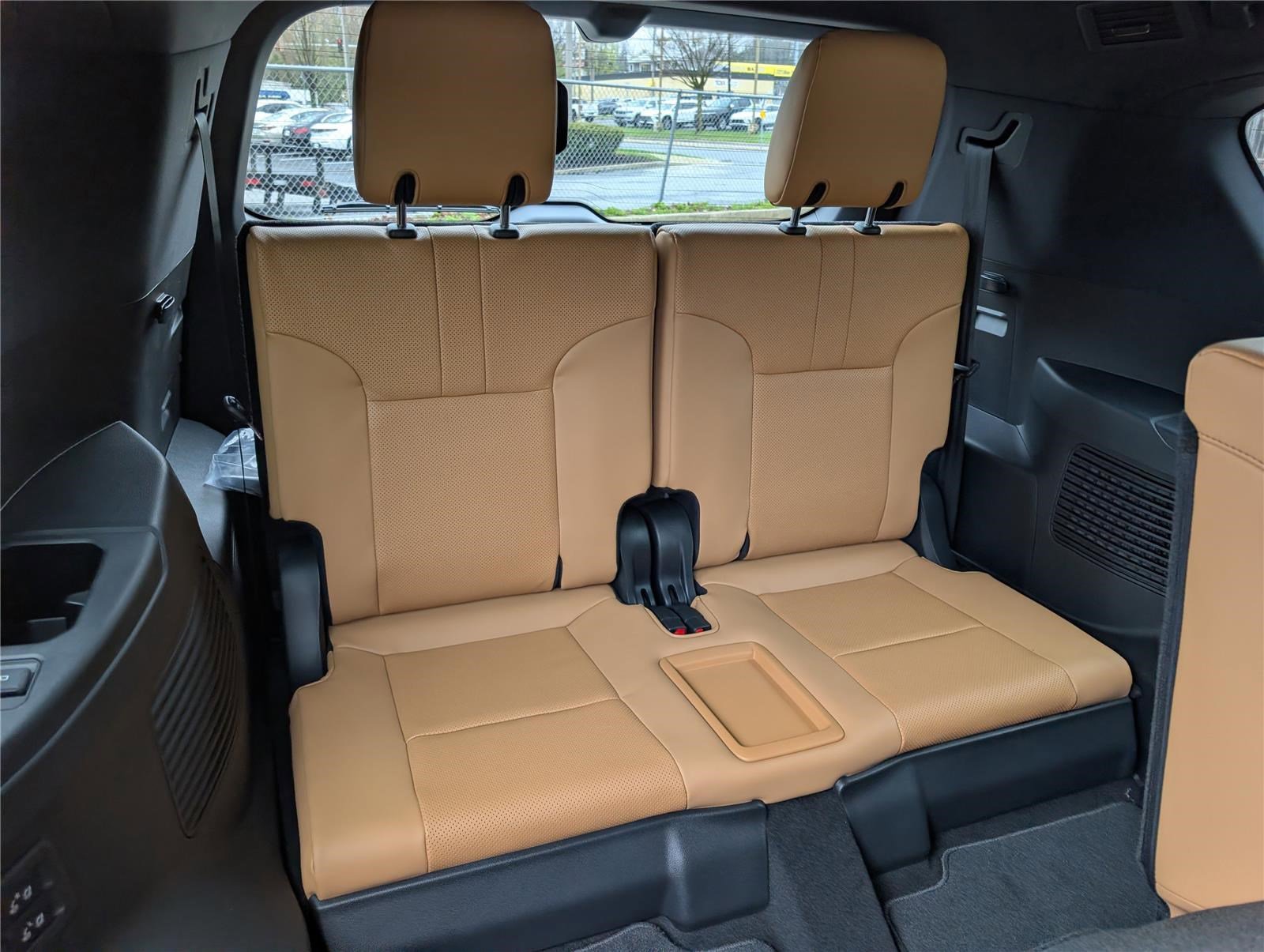 New 2026 Lexus LX 700h Luxury image 9