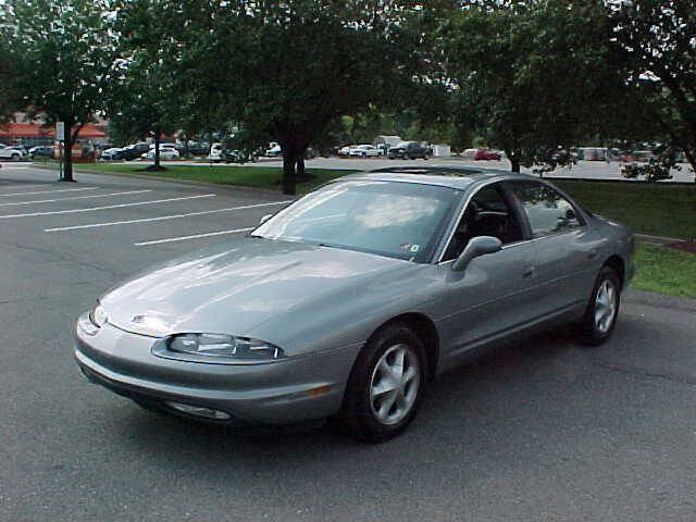 Used 1995 Oldsmobile Aurora FWD image 57