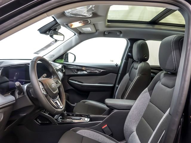 New 2026 Chevrolet TrailBlazer LT w/ Midnight Edition image 10