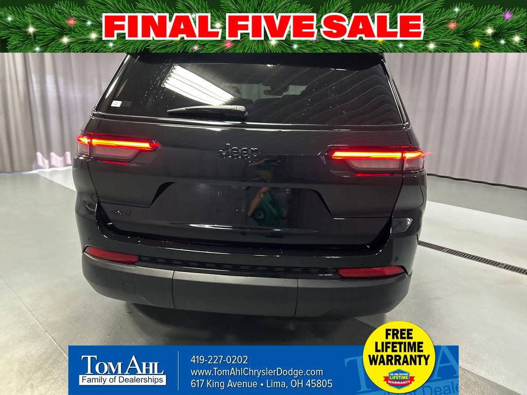 New 2025 Jeep Grand Cherokee L Laredo image 6