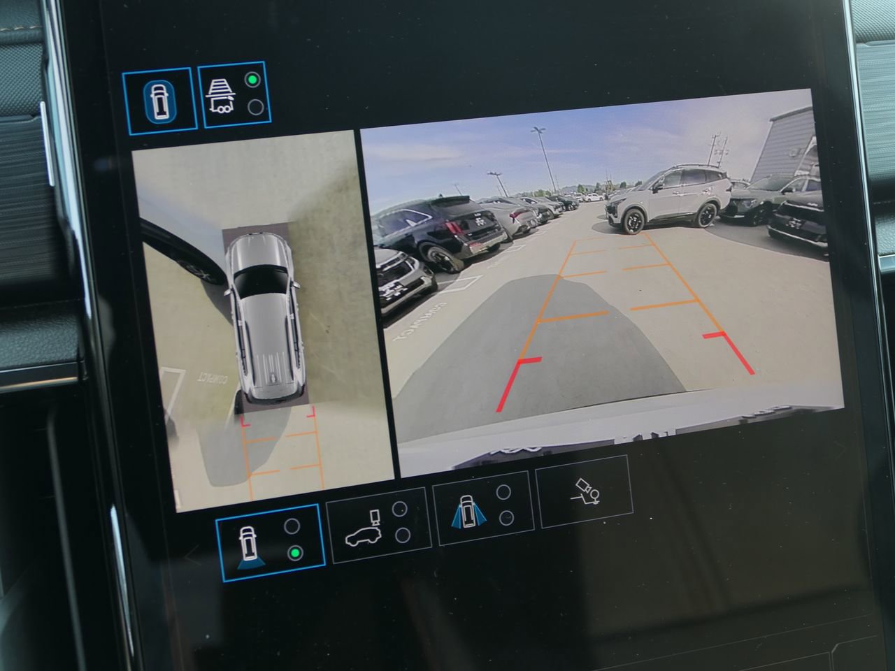 Used 2024 GMC Acadia AT4 w/ LPO, Floor Liner Package image 25