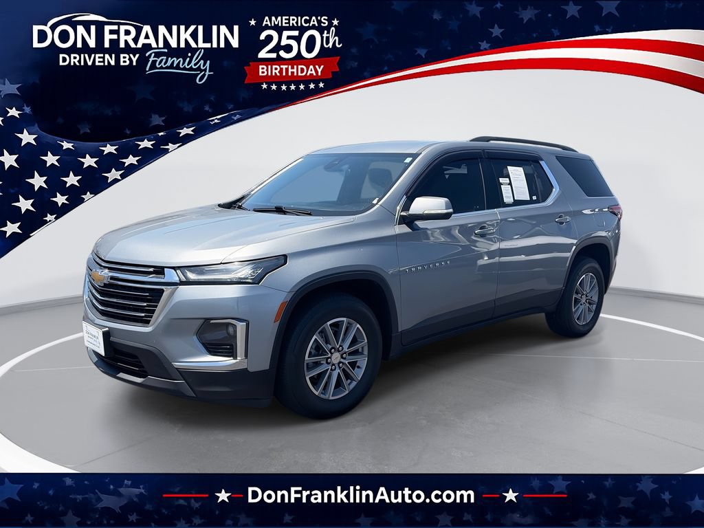 Used 2023 Chevrolet Traverse LT