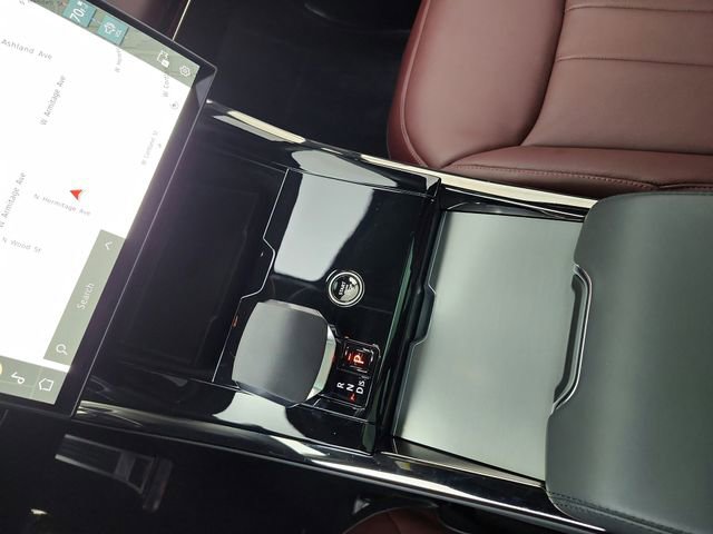 Certified 2024 Land Rover Range Rover Sport Dynamic SE image 34