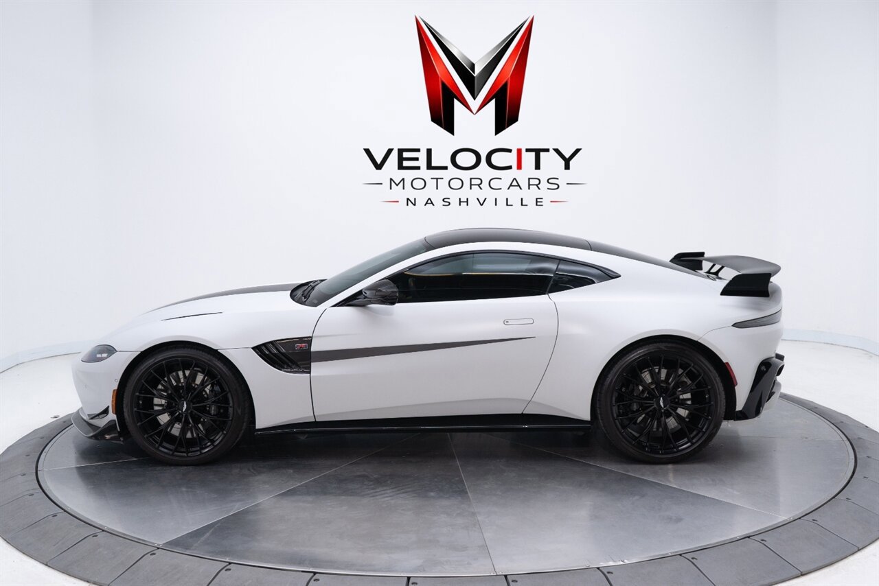 Used 2023 Aston Martin V8 Vantage Coupe image 17