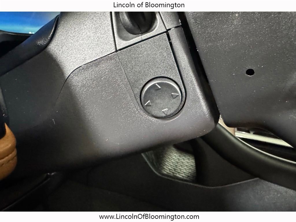 Used 2023 Lincoln Aviator Grand Touring w/ Equipment Group 301A AWD/4WD image 41