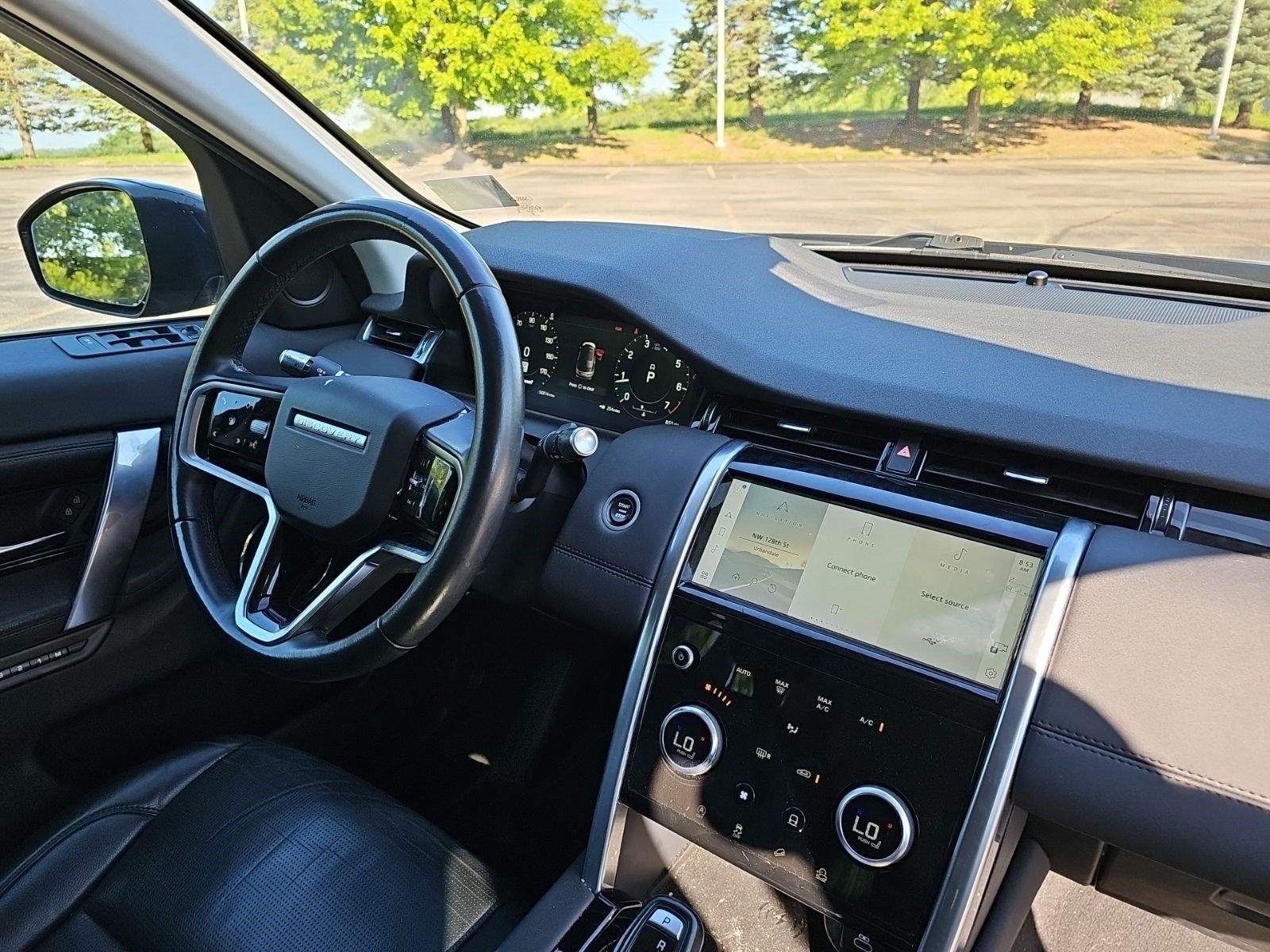 Used 2021 Land Rover Discovery Sport SE AWD/4WD image 13