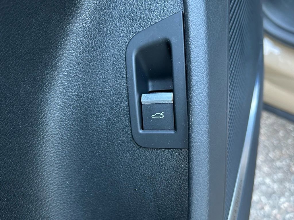 Used 2024 Audi SQ8 Prestige image 22