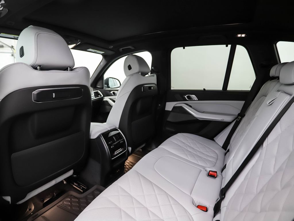 Used 2026 BMW X5 xDrive40i image 21