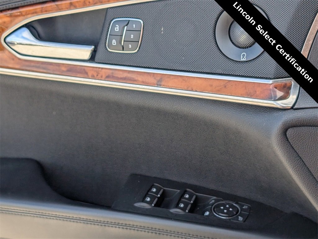 Certified 2019 Lincoln Nautilus Reserve image 26