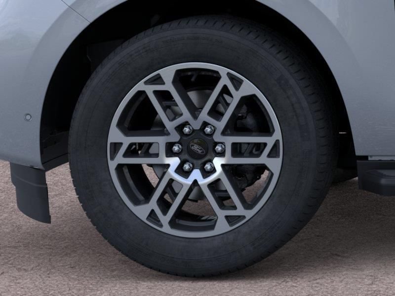 New 2026 Ford Expedition Active AWD/4WD image 19