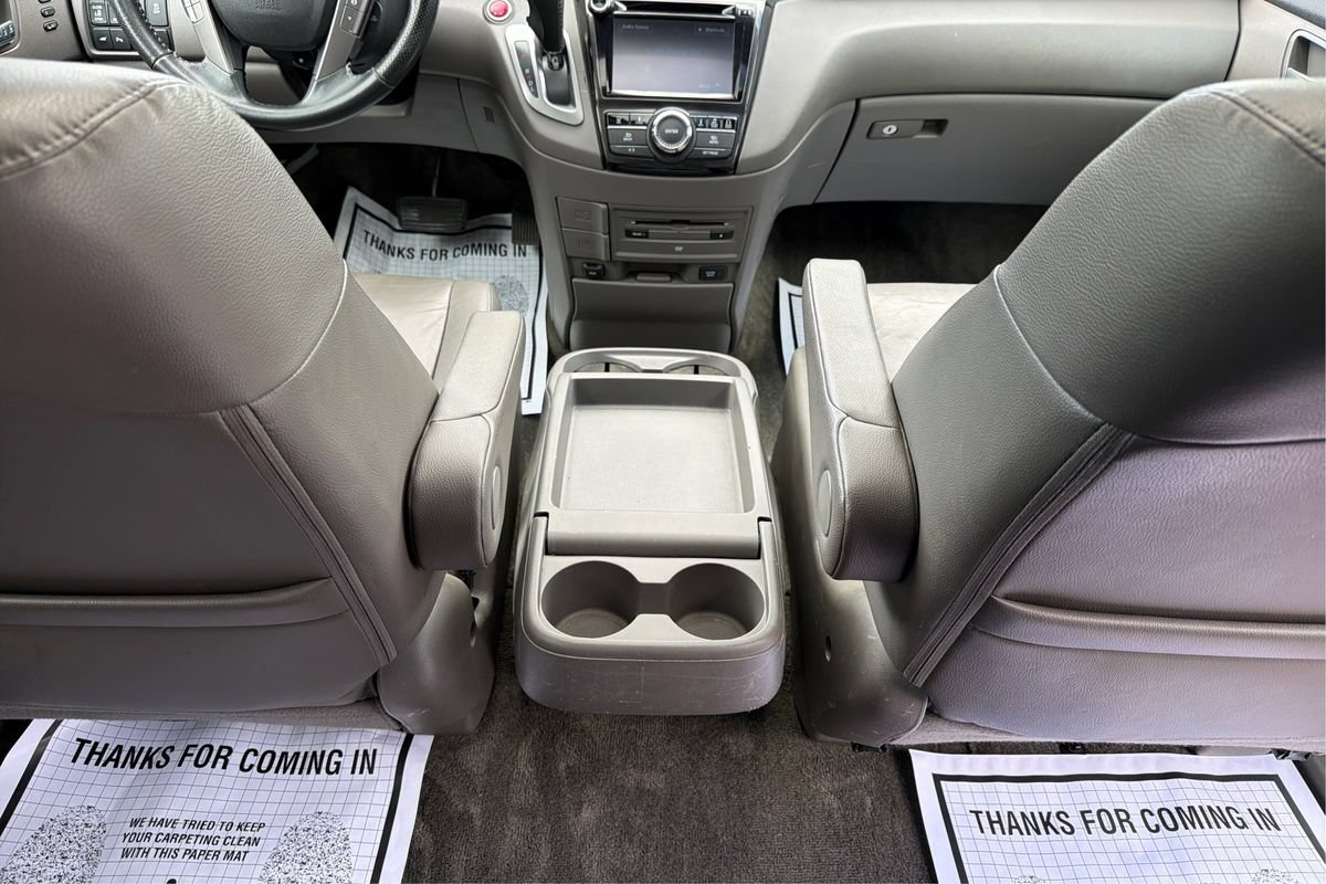 Used 2015 Honda Odyssey Touring Elite image 21