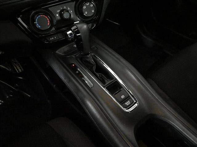 Used 2019 Honda HR-V Sport image 12