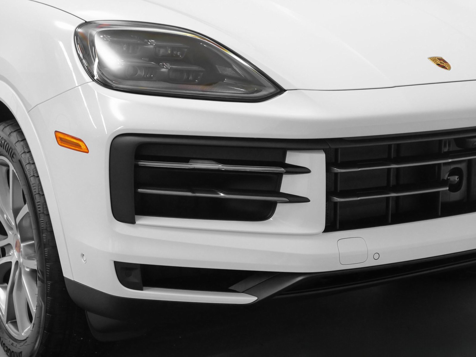 Used 2025 Porsche Cayenne image 16