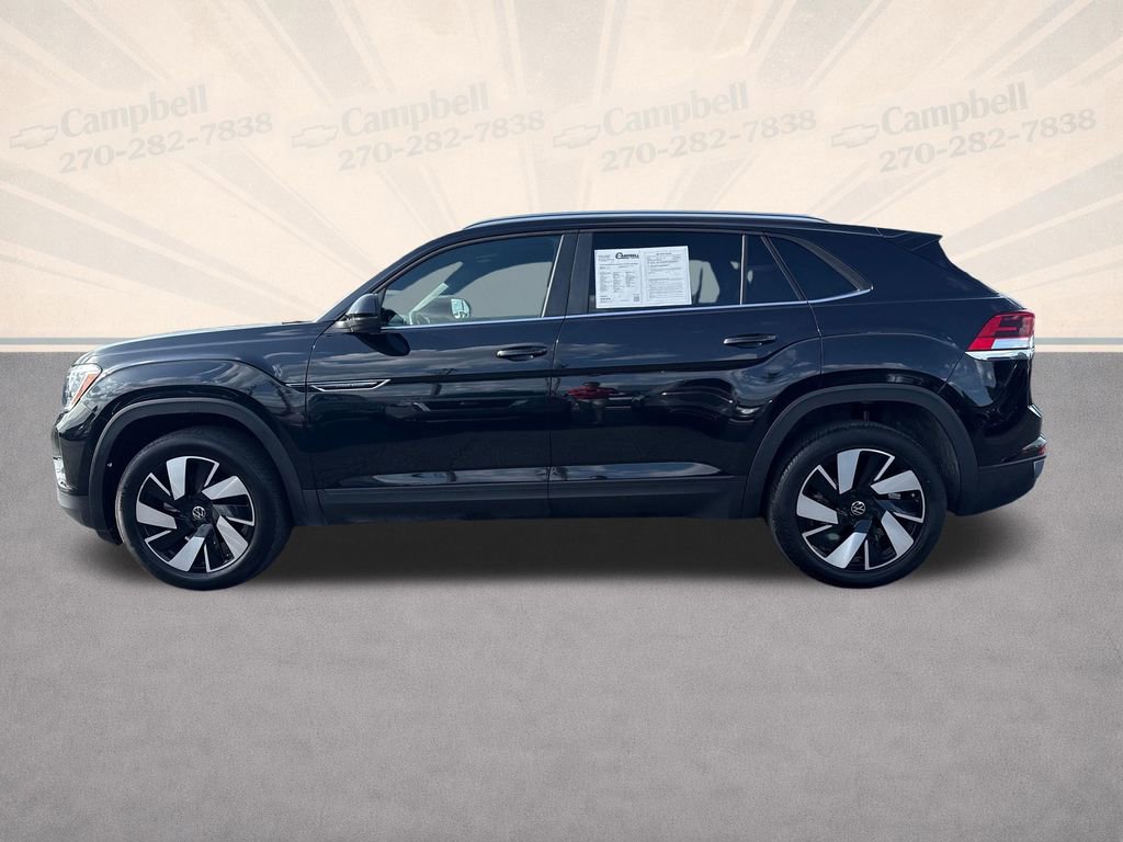 Used 2025 Volkswagen Atlas Cross Sport SE image 2