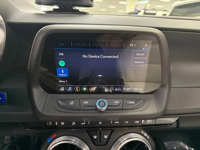 Used 2020 Chevrolet Camaro SS RWD image 18